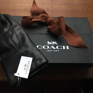 COACH Ladies' Gloves